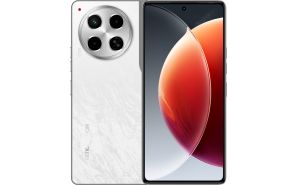 TECNO Camon 30