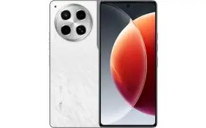 TECNO Camon 30